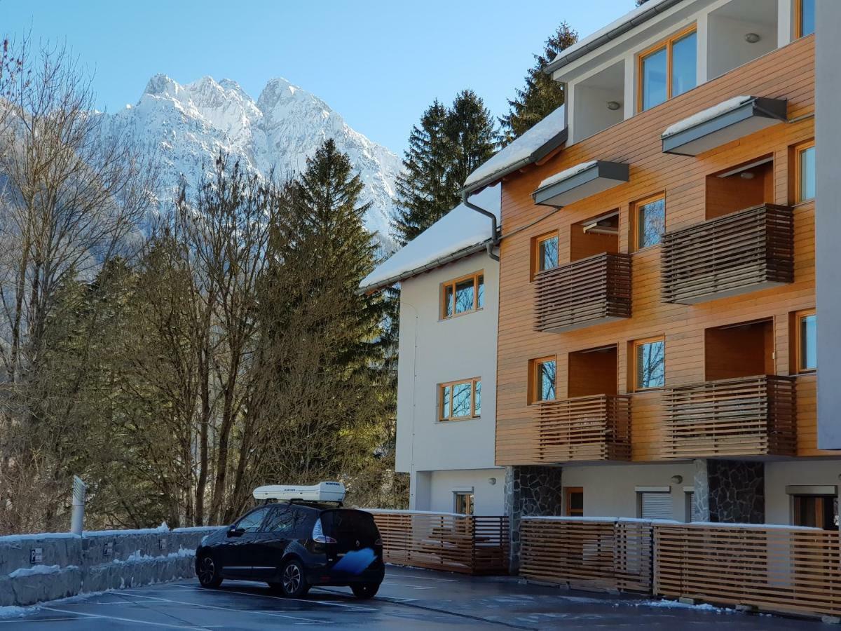 Yellow Apartma Kranjska Gora Apartamento Exterior foto