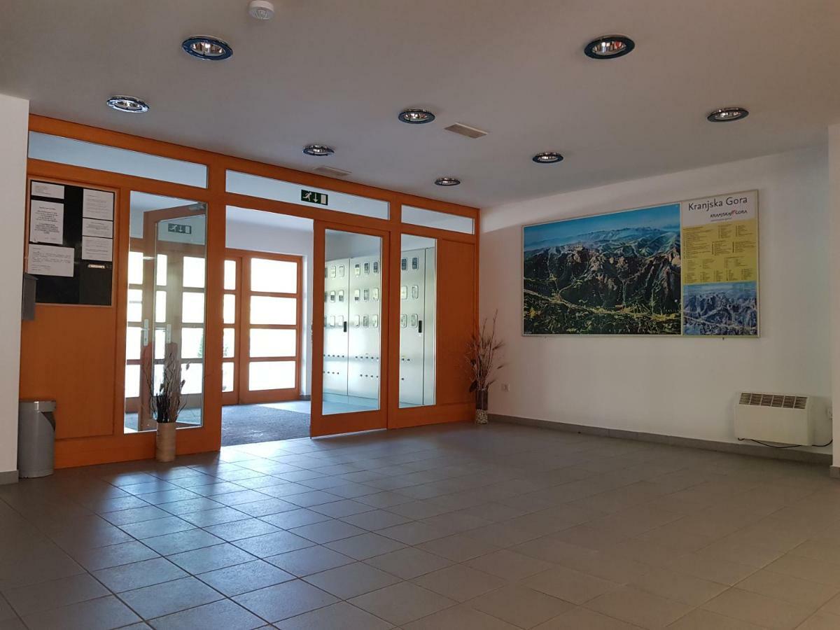 Yellow Apartma Kranjska Gora Apartamento Exterior foto